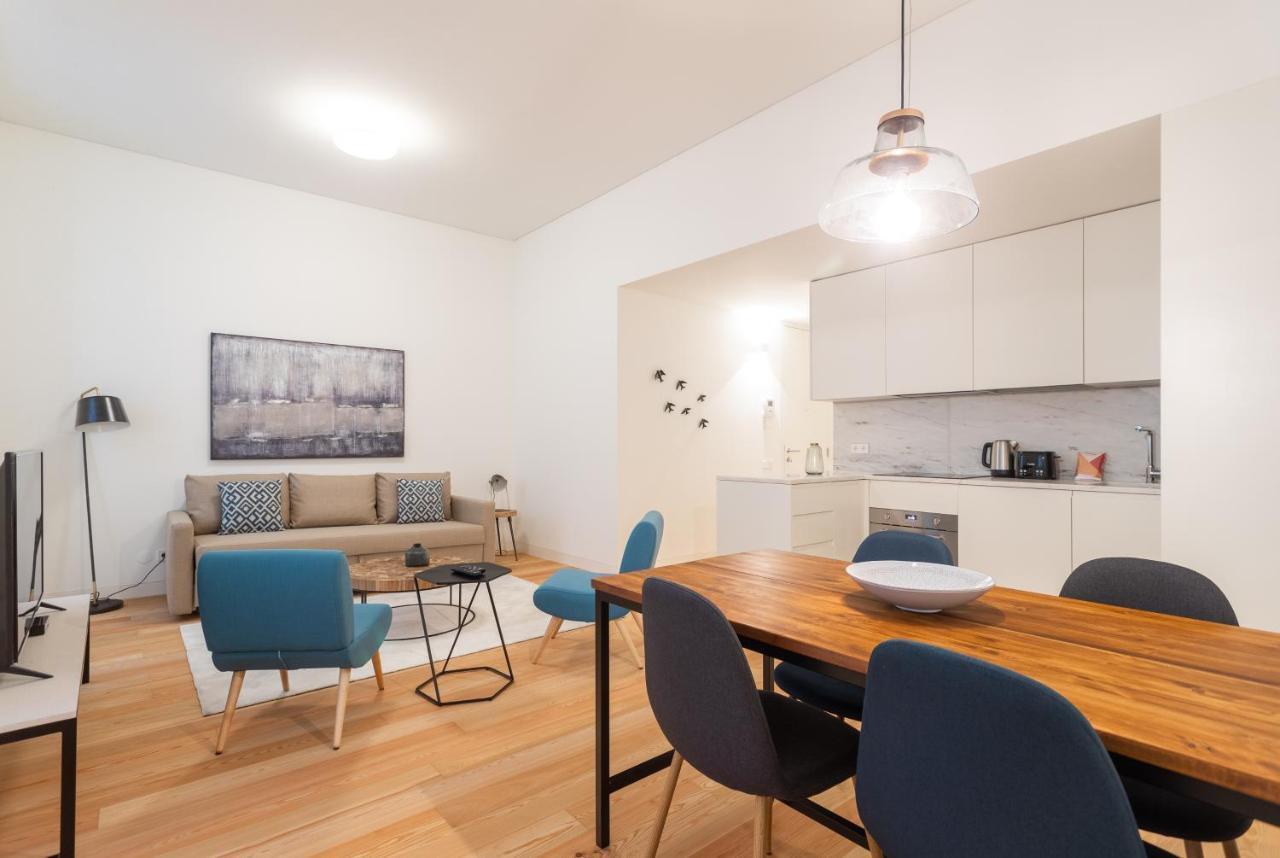 Flh Chiado Trendy Apartment Lisbon Bagian luar foto
