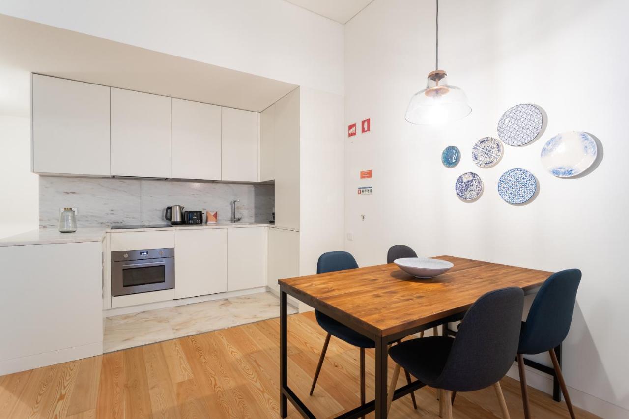 Flh Chiado Trendy Apartment Lisbon Bagian luar foto