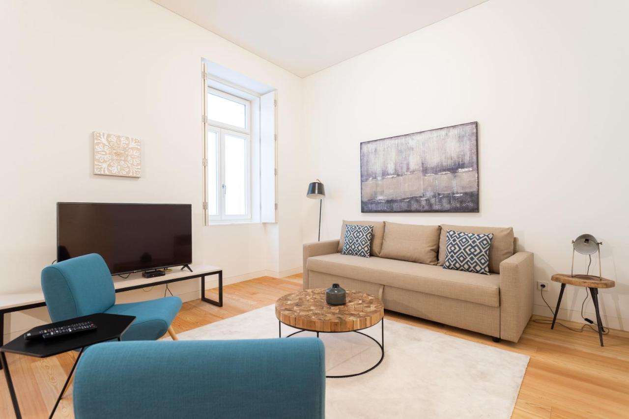 Flh Chiado Trendy Apartment Lisbon Bagian luar foto