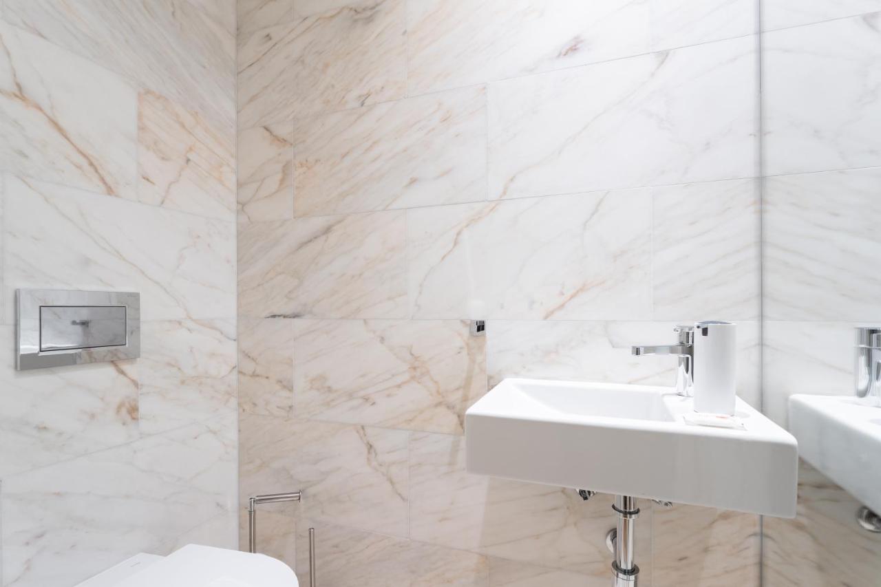 Flh Chiado Trendy Apartment Lisbon Bagian luar foto